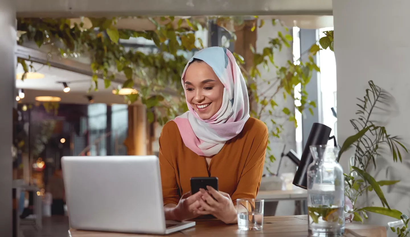 woman on laptop